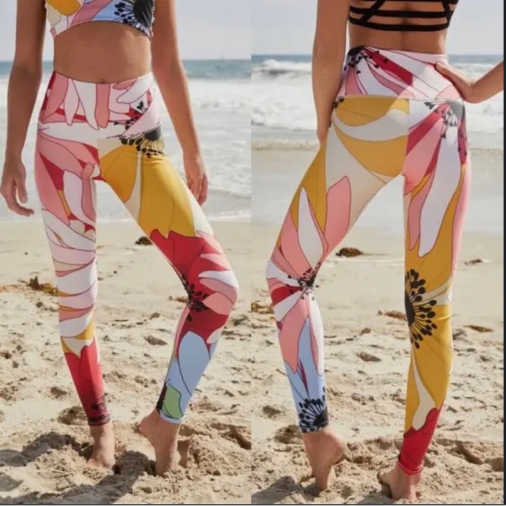Onzie High Rise Graphic Full Length Legging Set in Flower Child